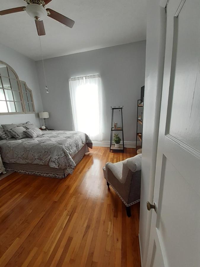 Queens Chamber W King Heavenly Bed At Nottingham Place In Wise Екстериор снимка