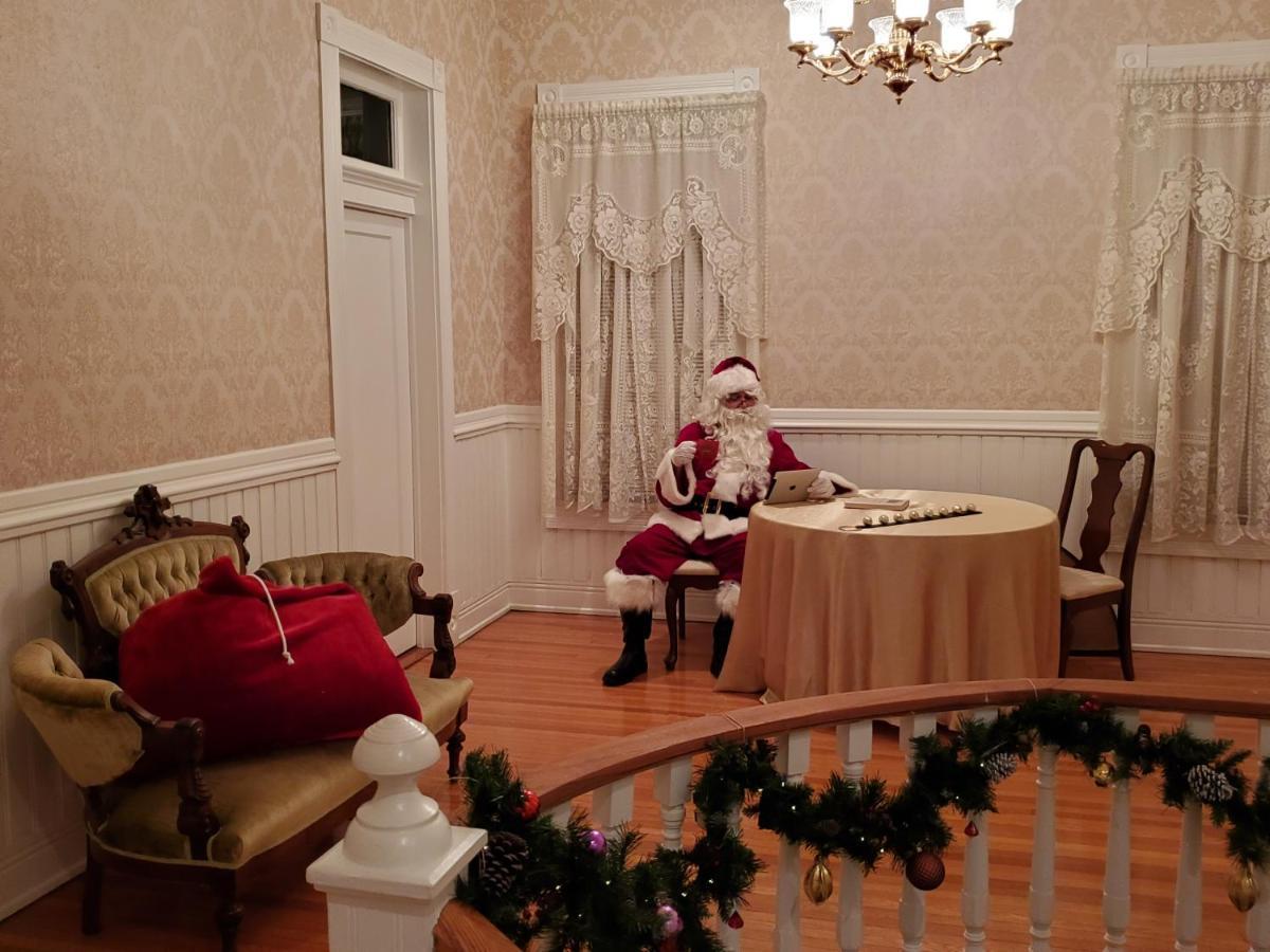 Queens Chamber W King Heavenly Bed At Nottingham Place In Wise Екстериор снимка